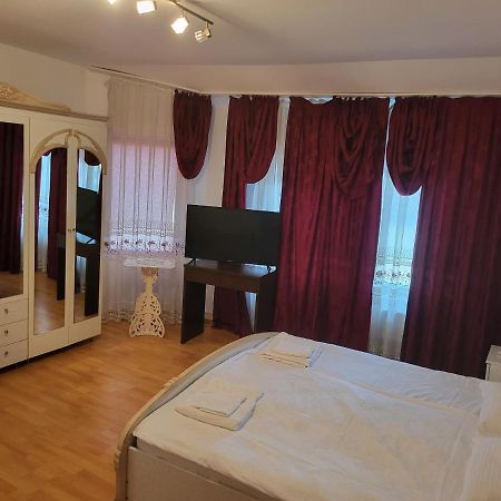 Апартаменти Casa Frizerului - Pets Allowed For Free & Moto Friendly Себеш Екстер'єр фото